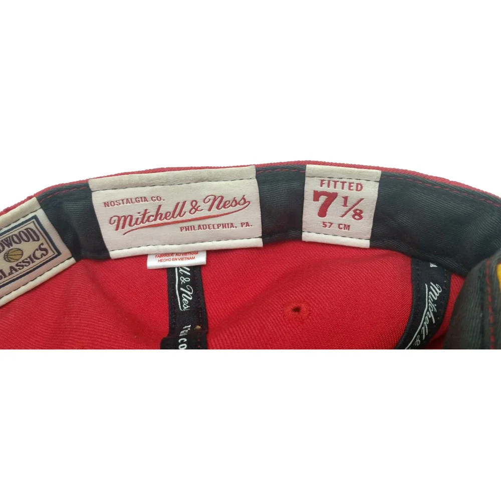 Houston Rockets New Era Hardwood Classics Red Fitted‎ Hat Size 7 - 1/8 (52 cm)